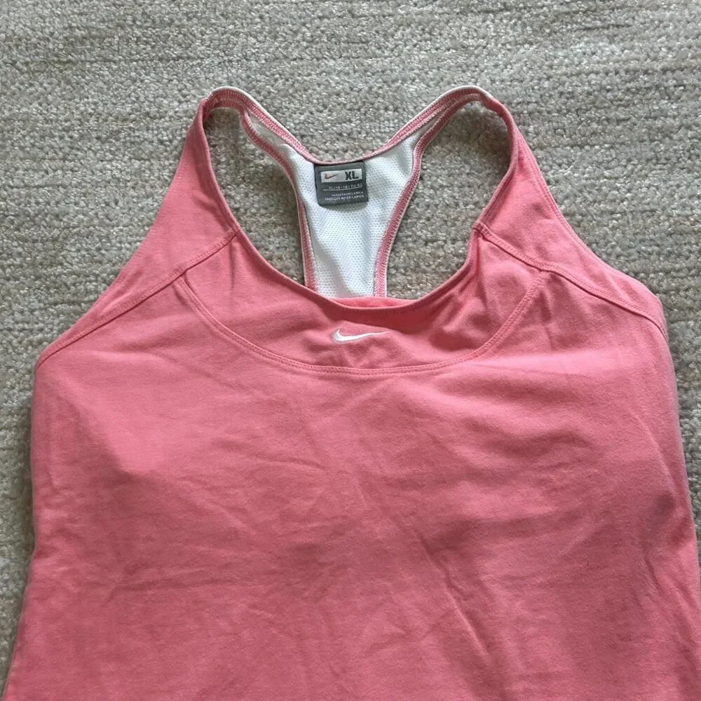 Nike women athletic
